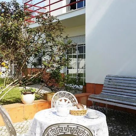 Quinta Nova Do Almeida Frühstückspension