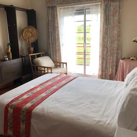 Bed & Breakfast Quinta Nova Do Almeida