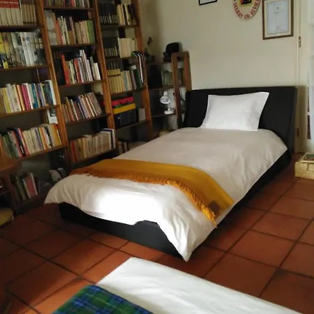 Quinta Nova Do Almeida Frühstückspension Alcobaça