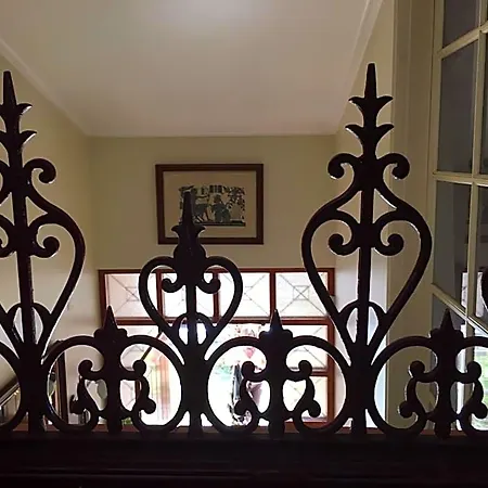 Quinta Nova Do Almeida