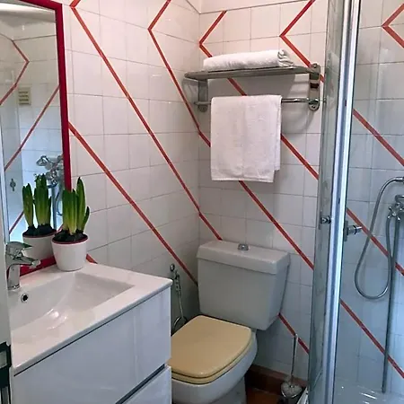 Quinta Nova Do Almeida 3* الكوباسا