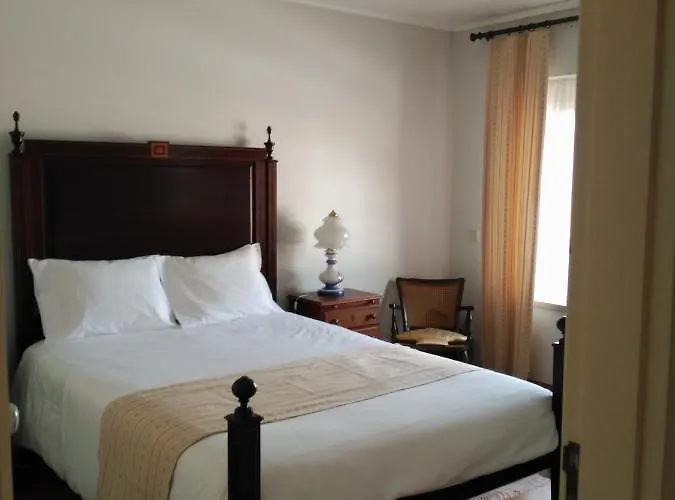 Bed & Breakfast Quinta Nova Do Almeida Alcobaça