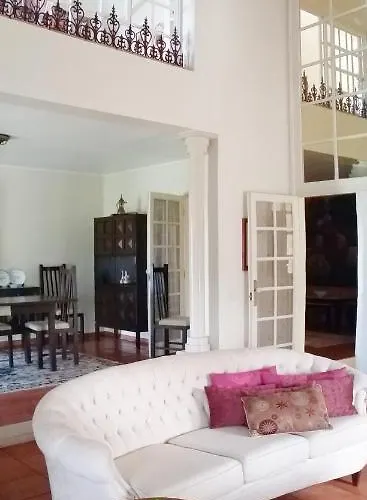 Quinta Nova Do Almeida 3*