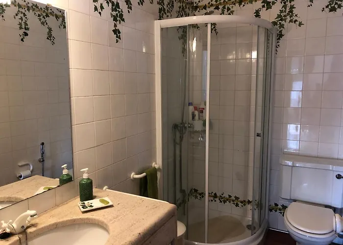 Quinta Nova Do Almeida Bed & Breakfast 3*