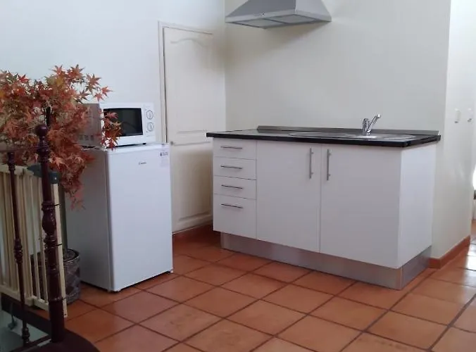 Quinta Nova Do Almeida